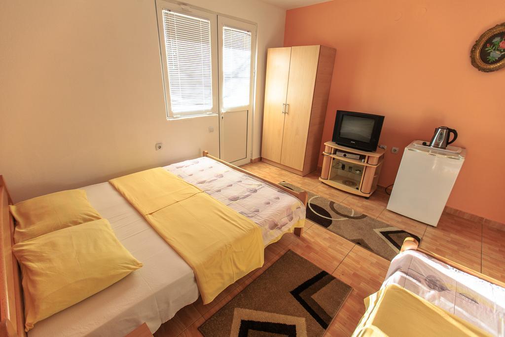 Apartments Vitic ซูโตมอเร ห้อง รูปภาพ